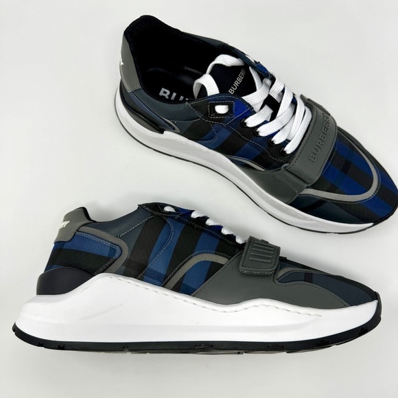 BURBERRY Ramsey Blue & Black Check Plaid Canvas Low Top Sneakers - Picture 1 of 14